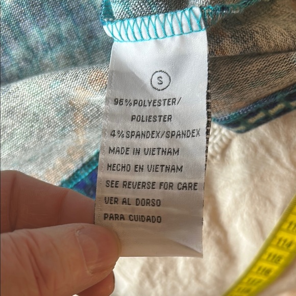 Women's Multicolor Wave Pattern Dress - Picture 11 of 11